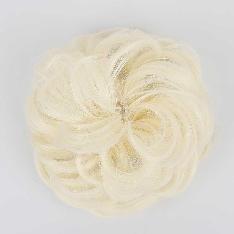 💁‍♀️ Egy nagyméretű szintetikus konty állítható csattal